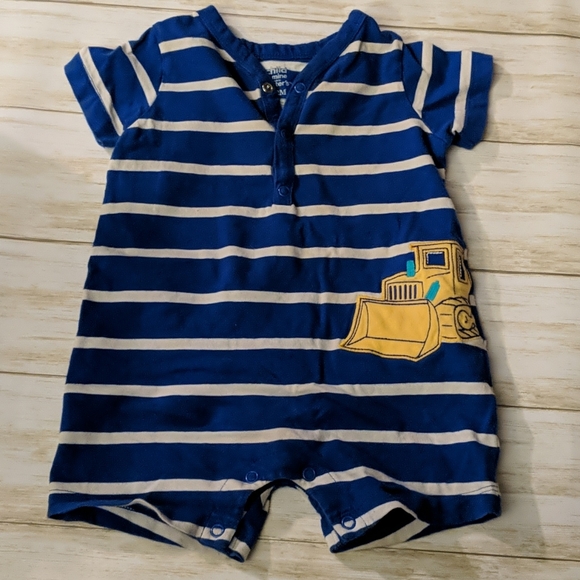 12 M lot of boys clothing - Picture 4 of 6